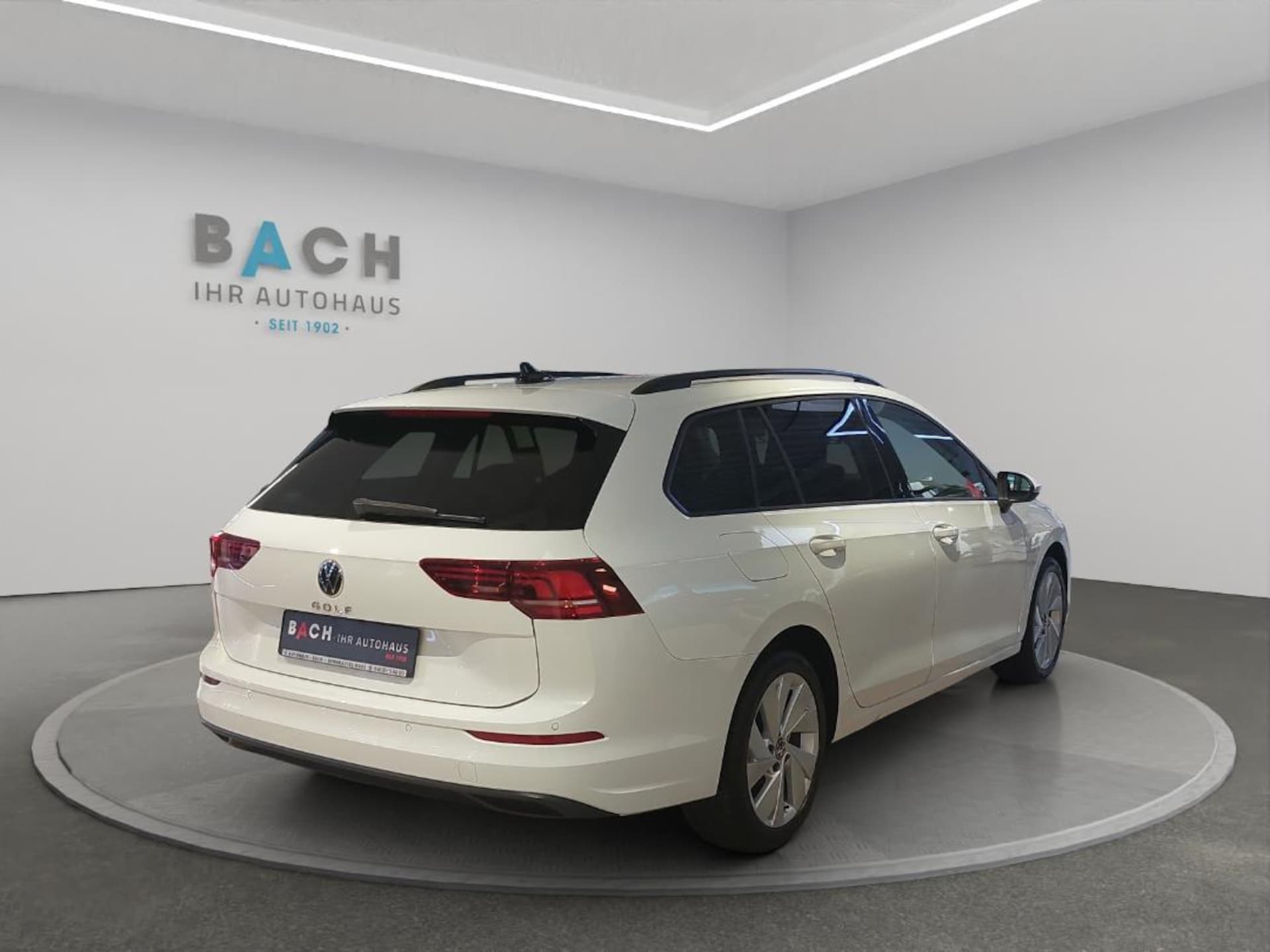 Volkswagen Golf Variant Life