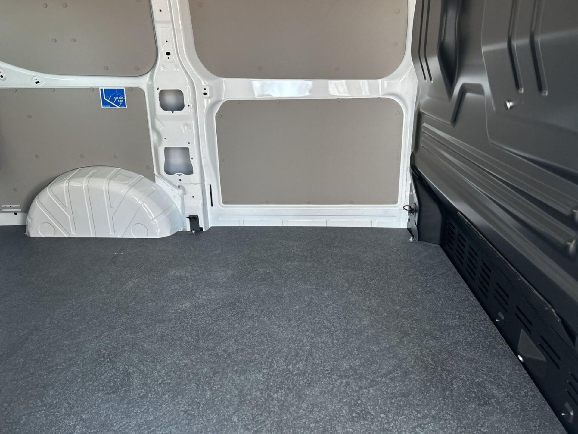 Volkswagen Transporter Kasten kurzer Radstand