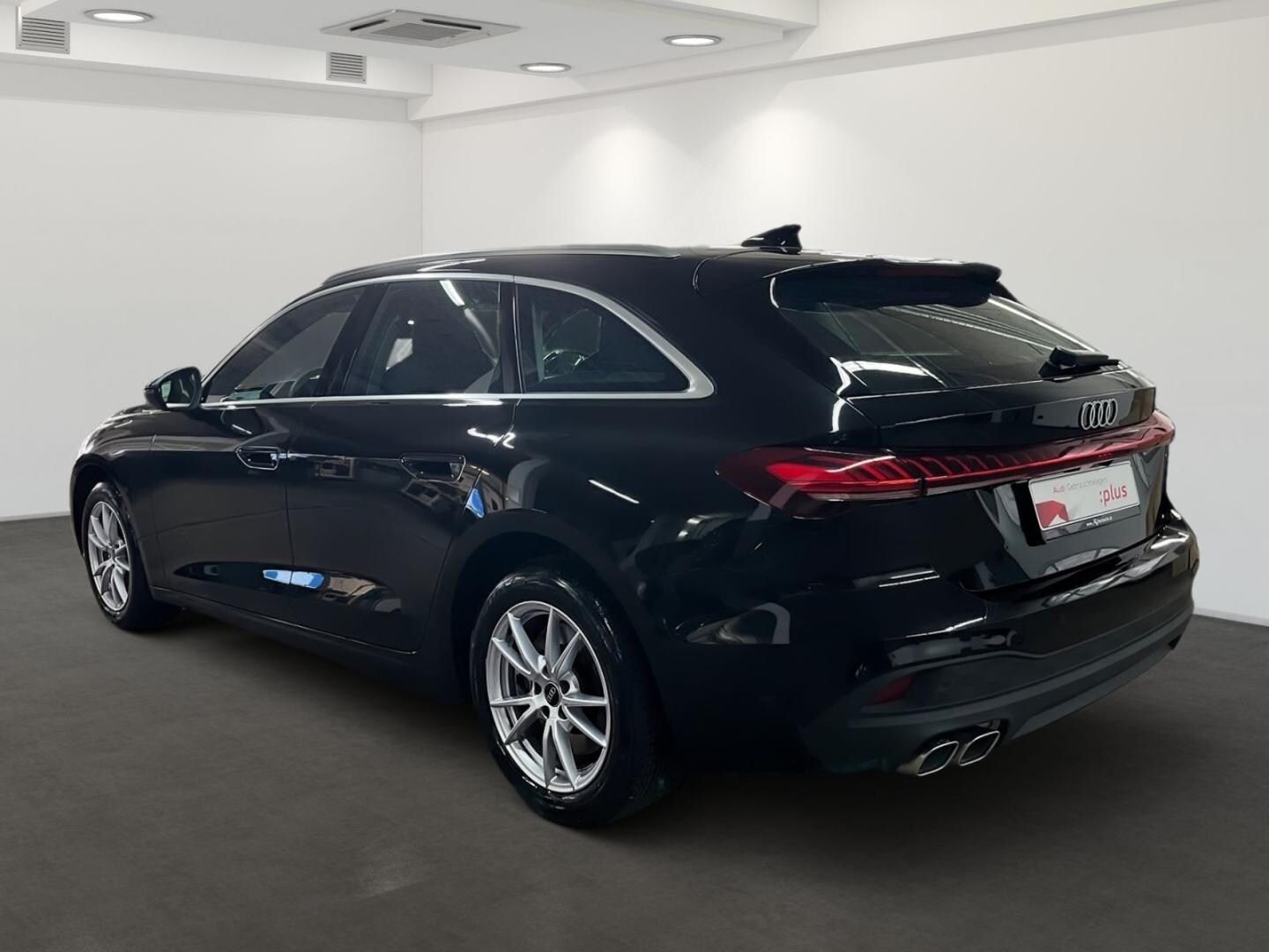 Bild über Audi A5 Avant TDI 150 kW S tronic - für weitere Informationen kontaktieren Sie den Audi Partner