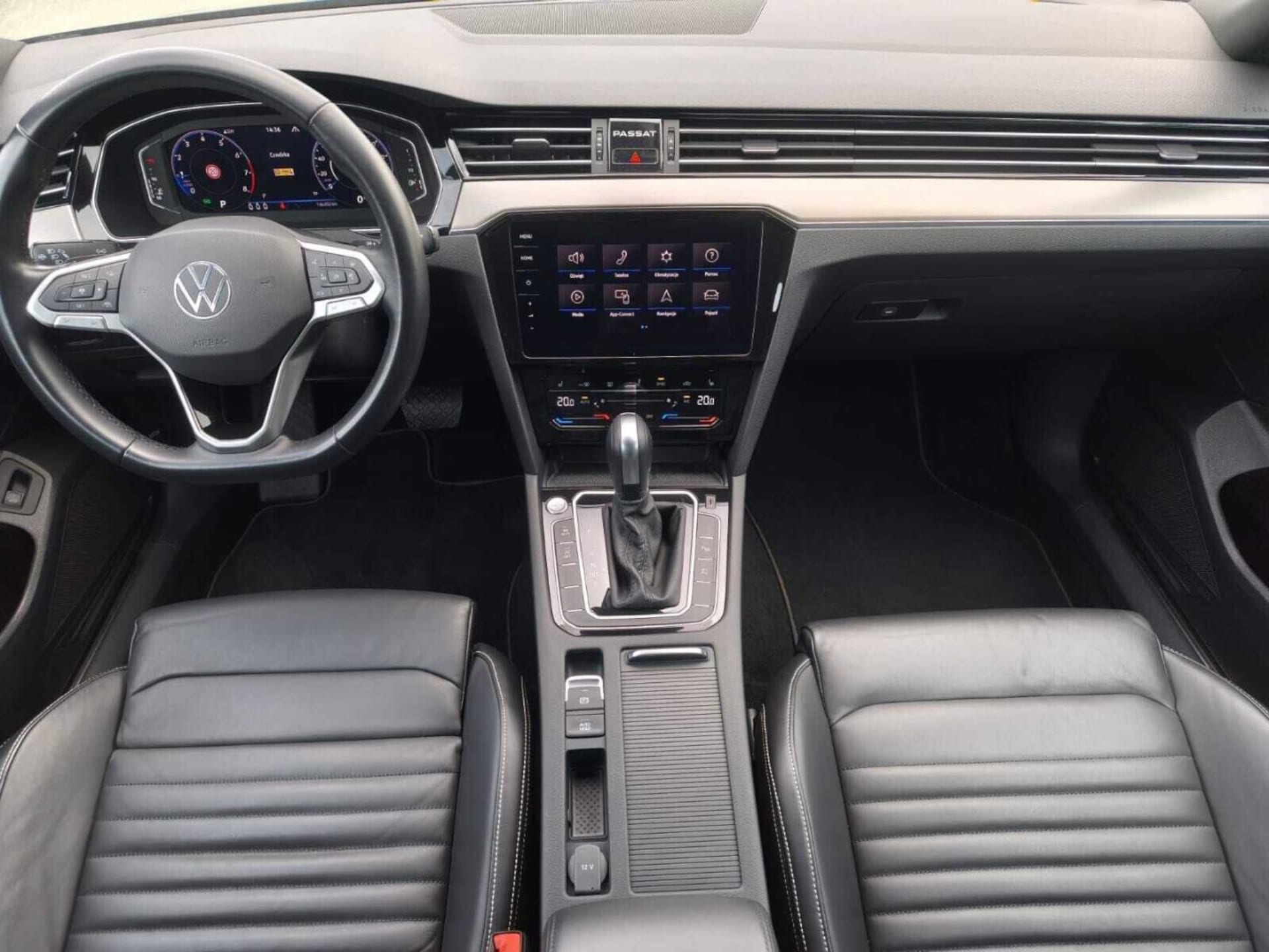 Volkswagen Passat Elegance