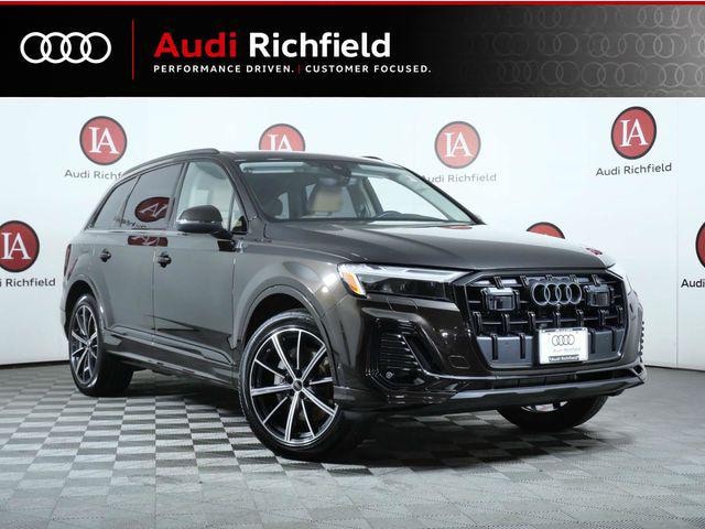 Photo of 2025 Audi Q7