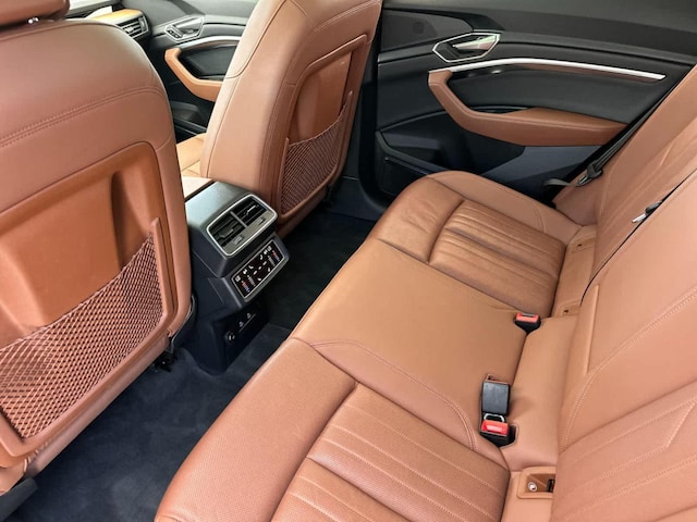 2024 Audi Q8 e-tron