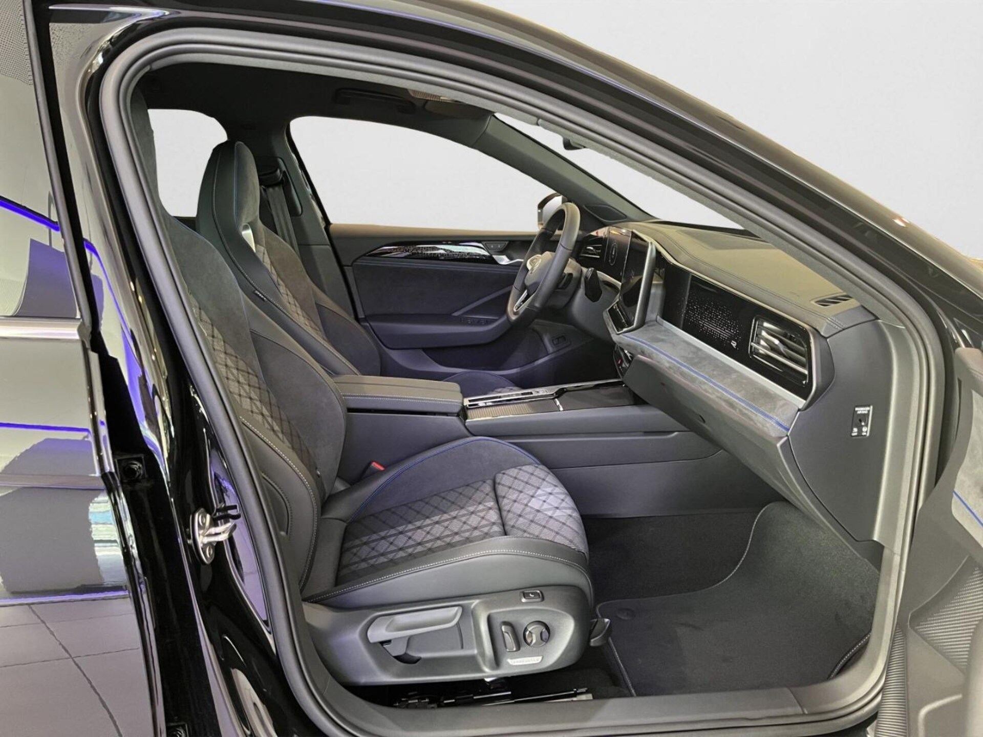 Volkswagen Passat R-Line