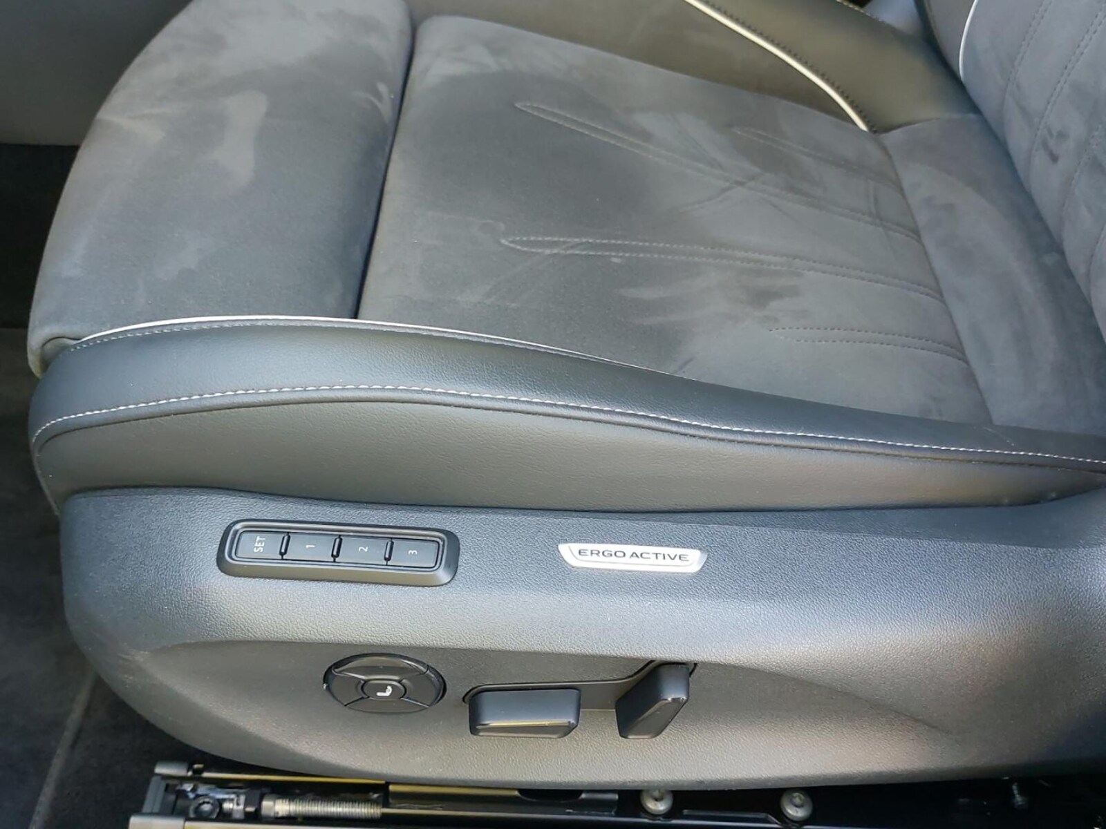 Volkswagen Passat – Bild 14