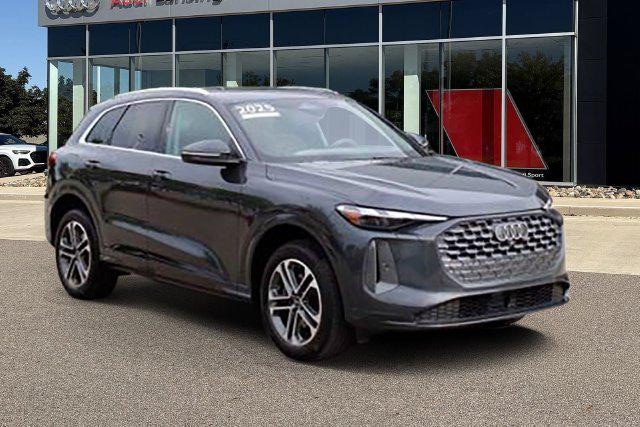 2025 Audi Q5 Premium