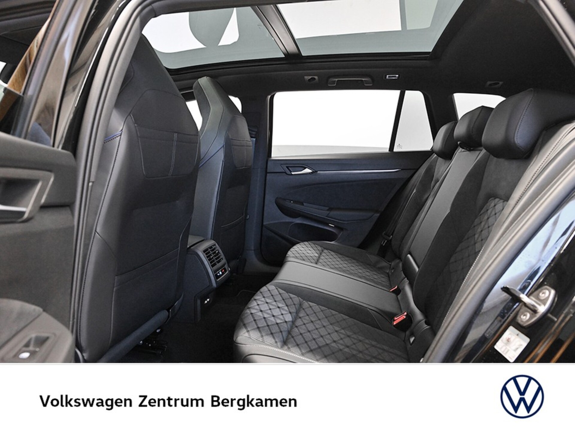 Volkswagen Golf Variant R-Line