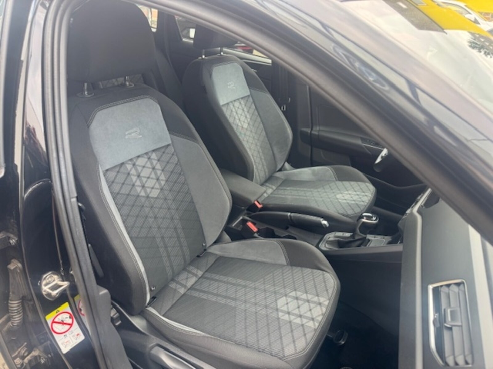 Volkswagen Taigo – Bild 14