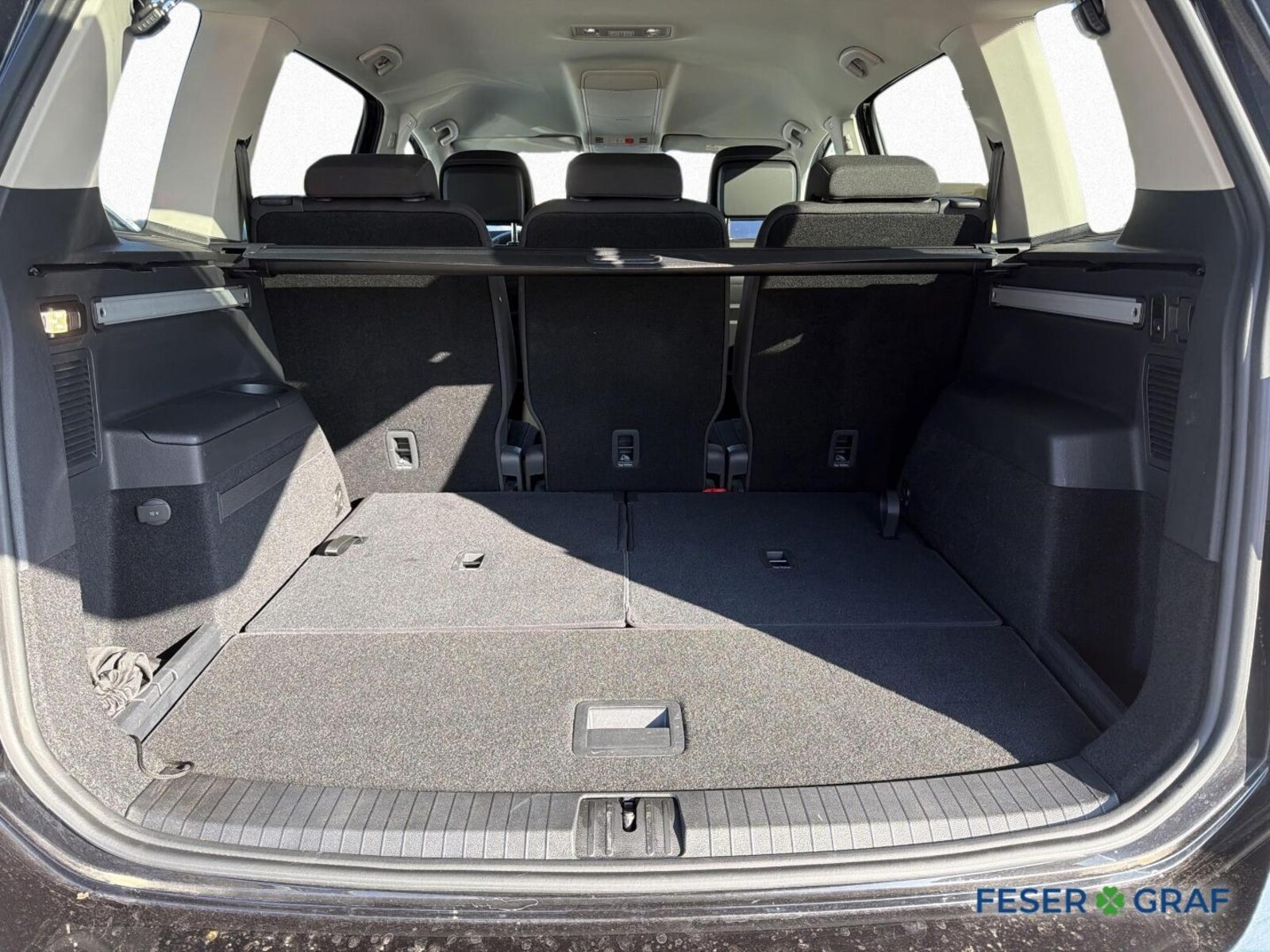 Volkswagen Touran – Bild 8