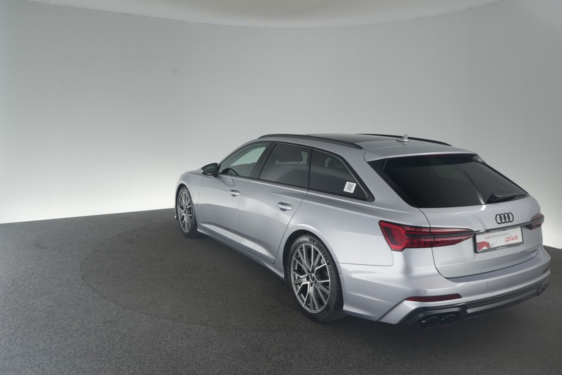 Audi S6 Avant