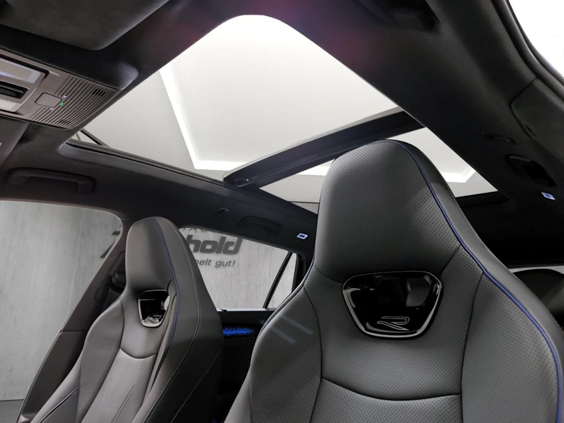 Volkswagen Passat R-Line