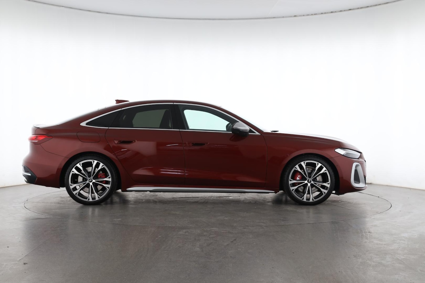 Bild über Audi S5 Limousine TFSI 270 kW S tronic - für weitere Informationen kontaktieren Sie den Audi Partner