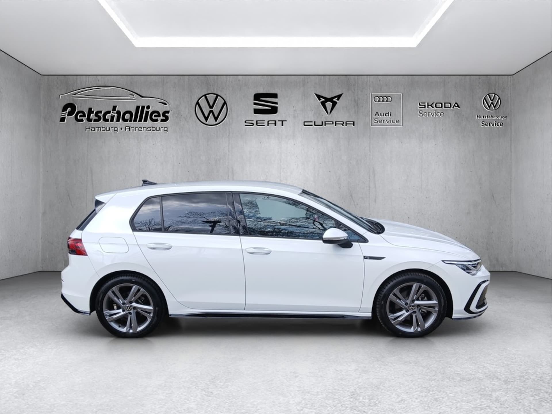 Volkswagen Golf R-Line