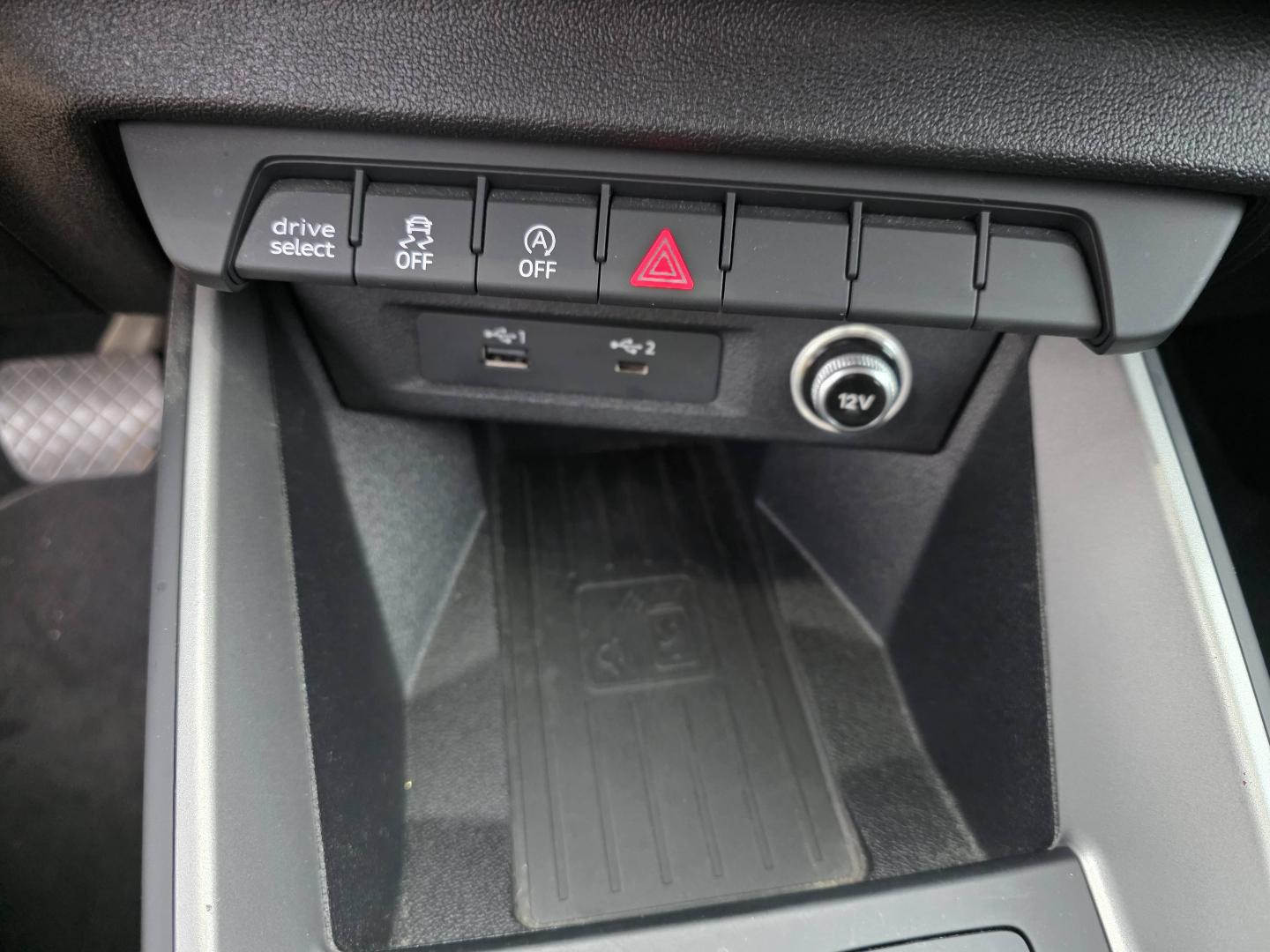 Image about Audi A1 citycarver Design Luxe 30 TFSI 85 kW (116 ch) S tronic