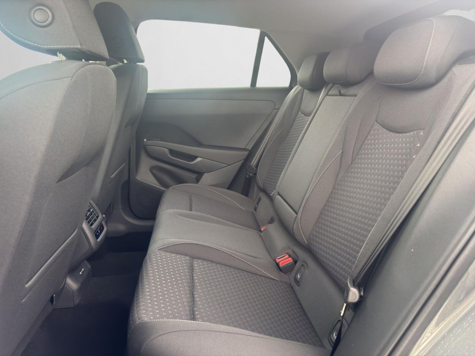 Volkswagen T-Roc – Bild 14