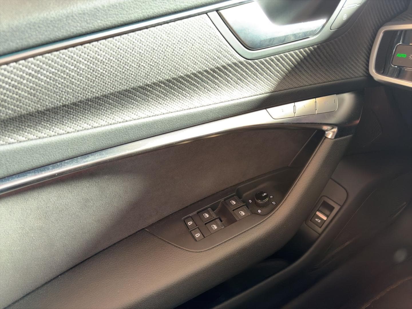 Bild über Audi A6 sport 45 TFSI S tronic - für weitere Informationen kontaktieren Sie den Audi Partner