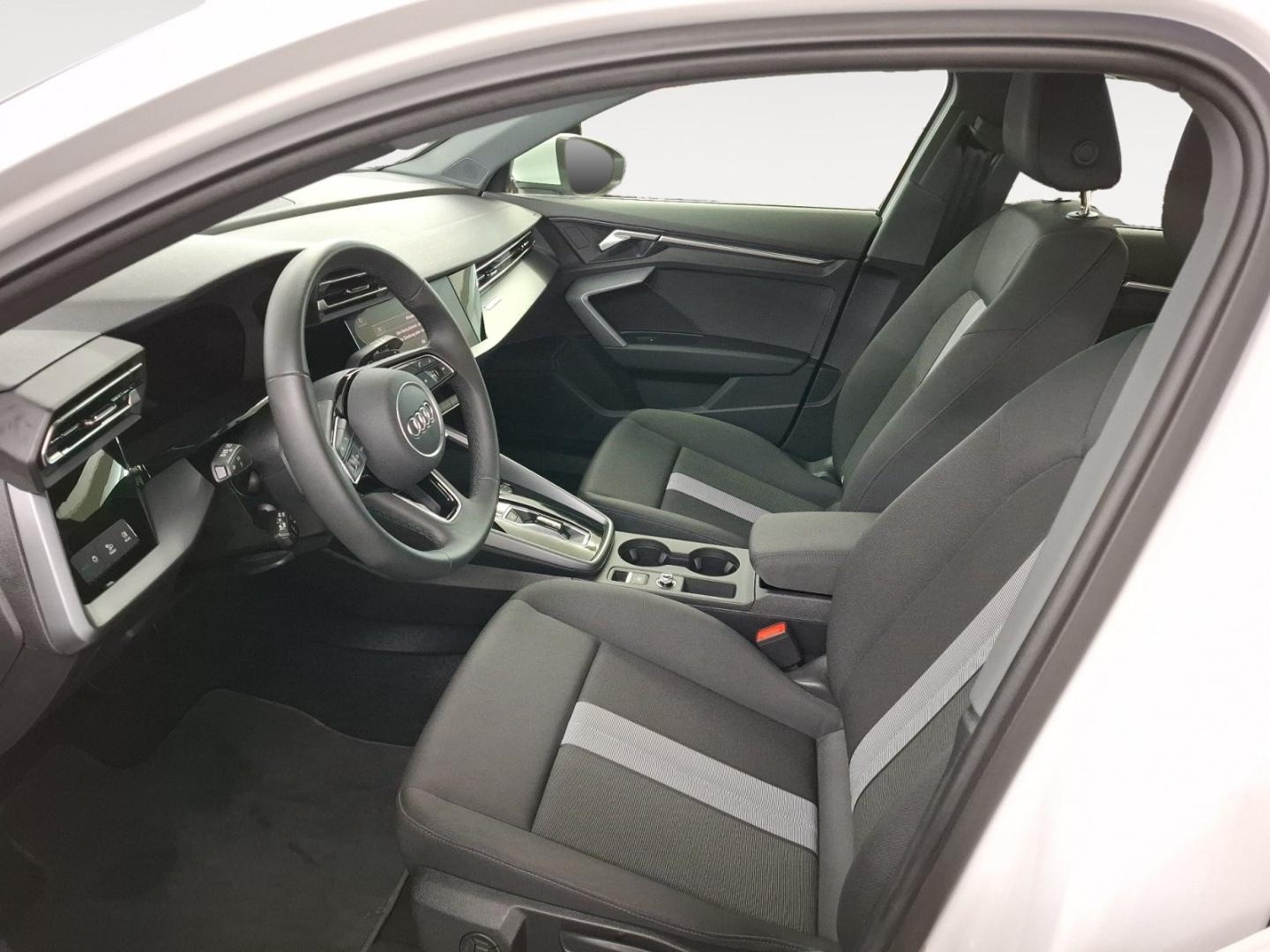 Bild über Audi A3 Sportback TDI S tronic - für weitere Informationen kontaktieren Sie den Audi Partner