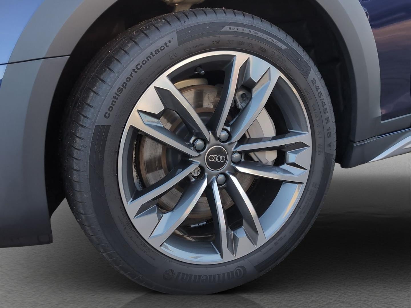 Bild über Audi A4 allroad quattro 45 TFSI quattro S tronic - für weitere Informationen kontaktieren Sie den Audi Partner