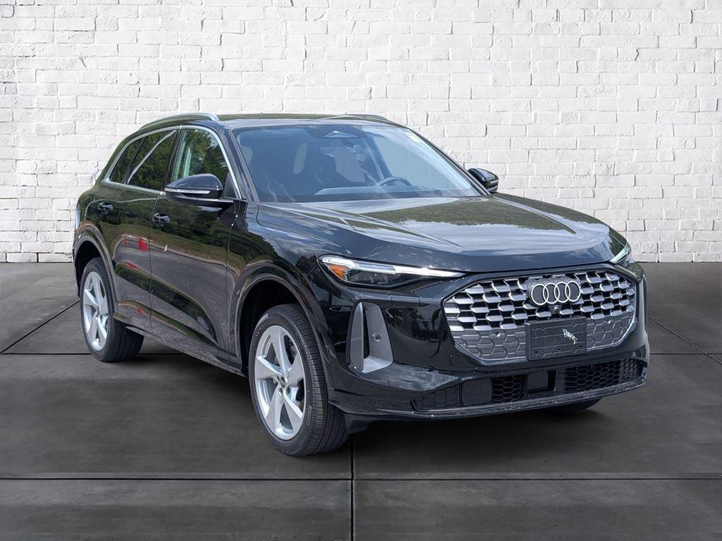2026 Audi Q5 Premium Plus quattro's photo