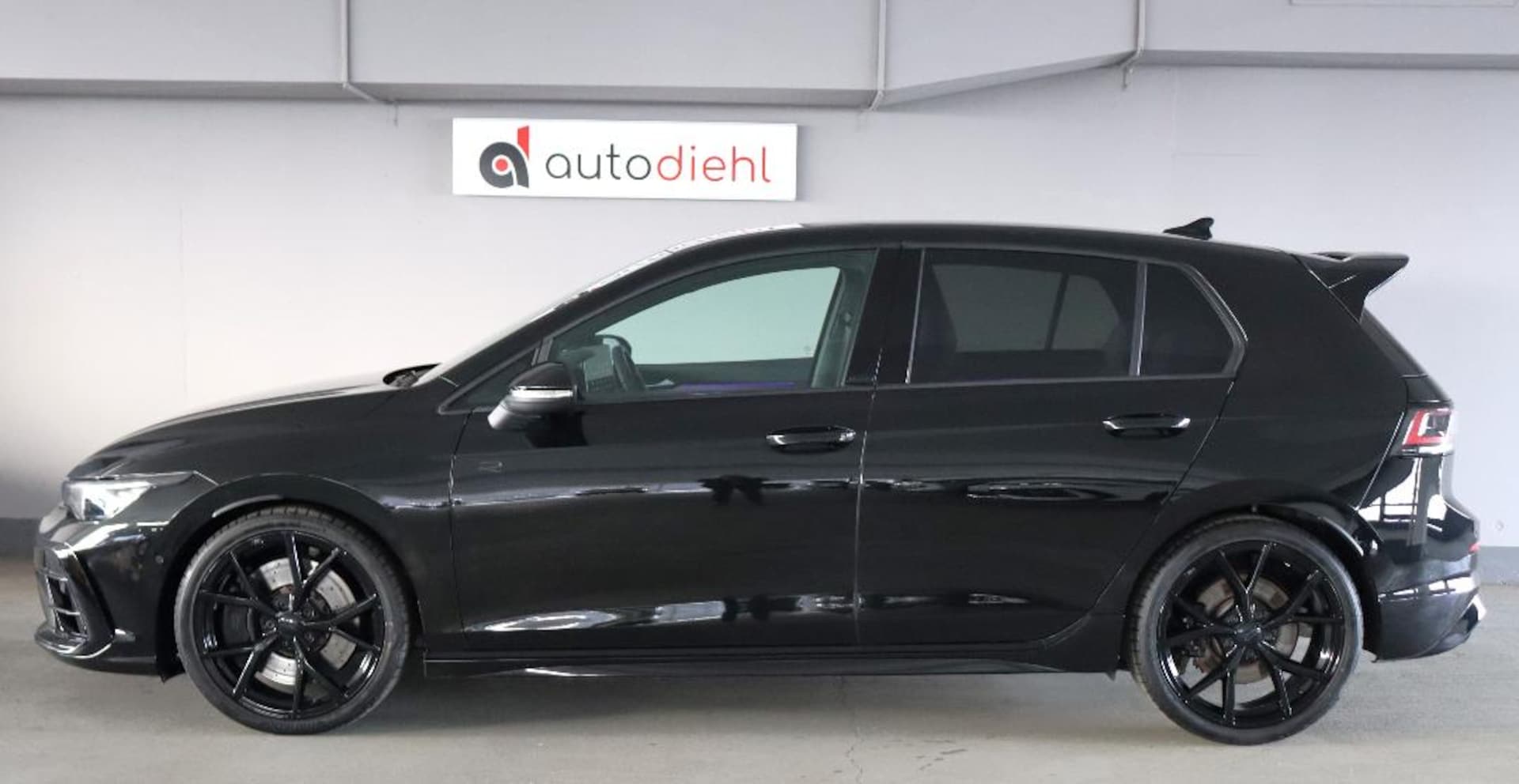 Volkswagen Golf R Black Edition