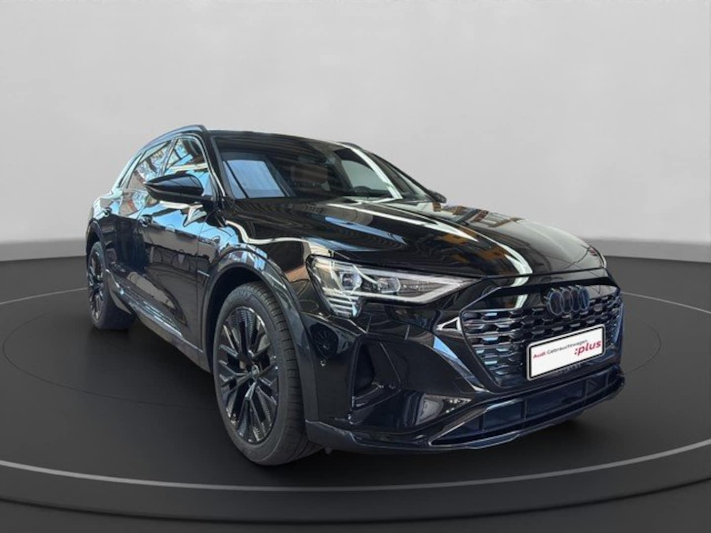 Bild über Audi Q8 e-tron advanced 55 e-tron quattro - für weitere Informationen kontaktieren Sie den Audi Partner