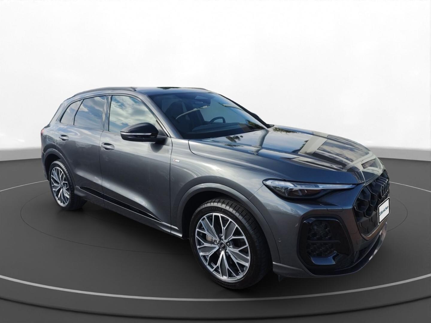 Bild über Audi Q5 SUV TDI quattro 150 kW S tronic - für weitere Informationen kontaktieren Sie den Audi Partner