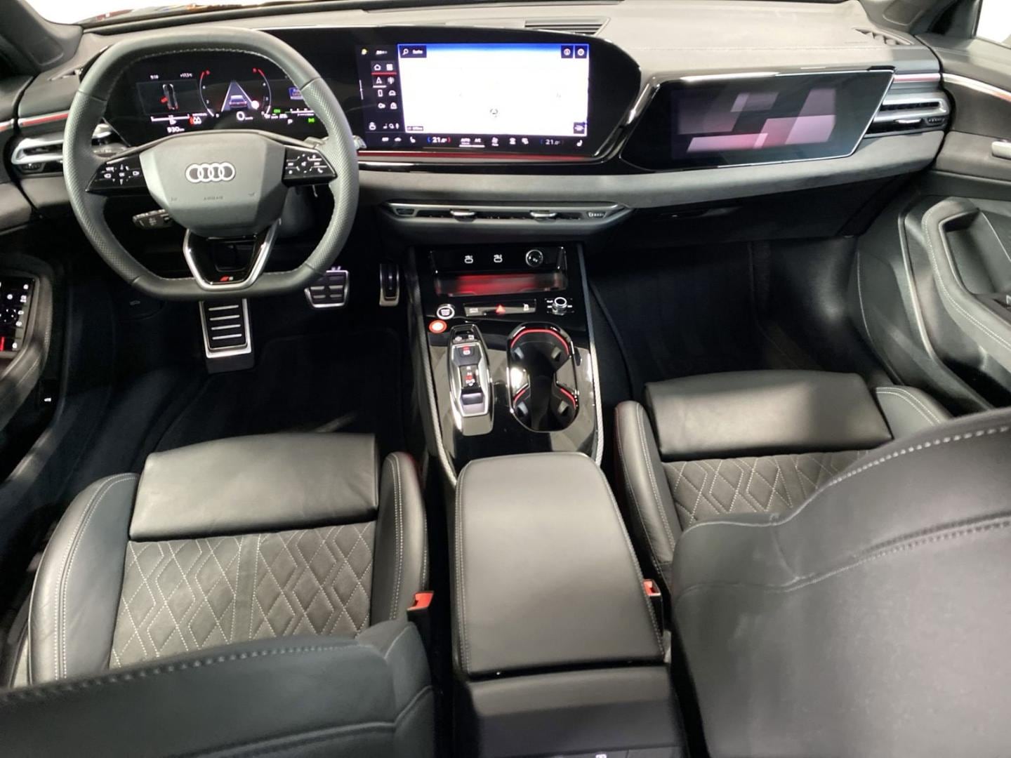 Bild über Audi A5 Avant TDI quattro 150 kW S tronic - für weitere Informationen kontaktieren Sie den Audi Partner