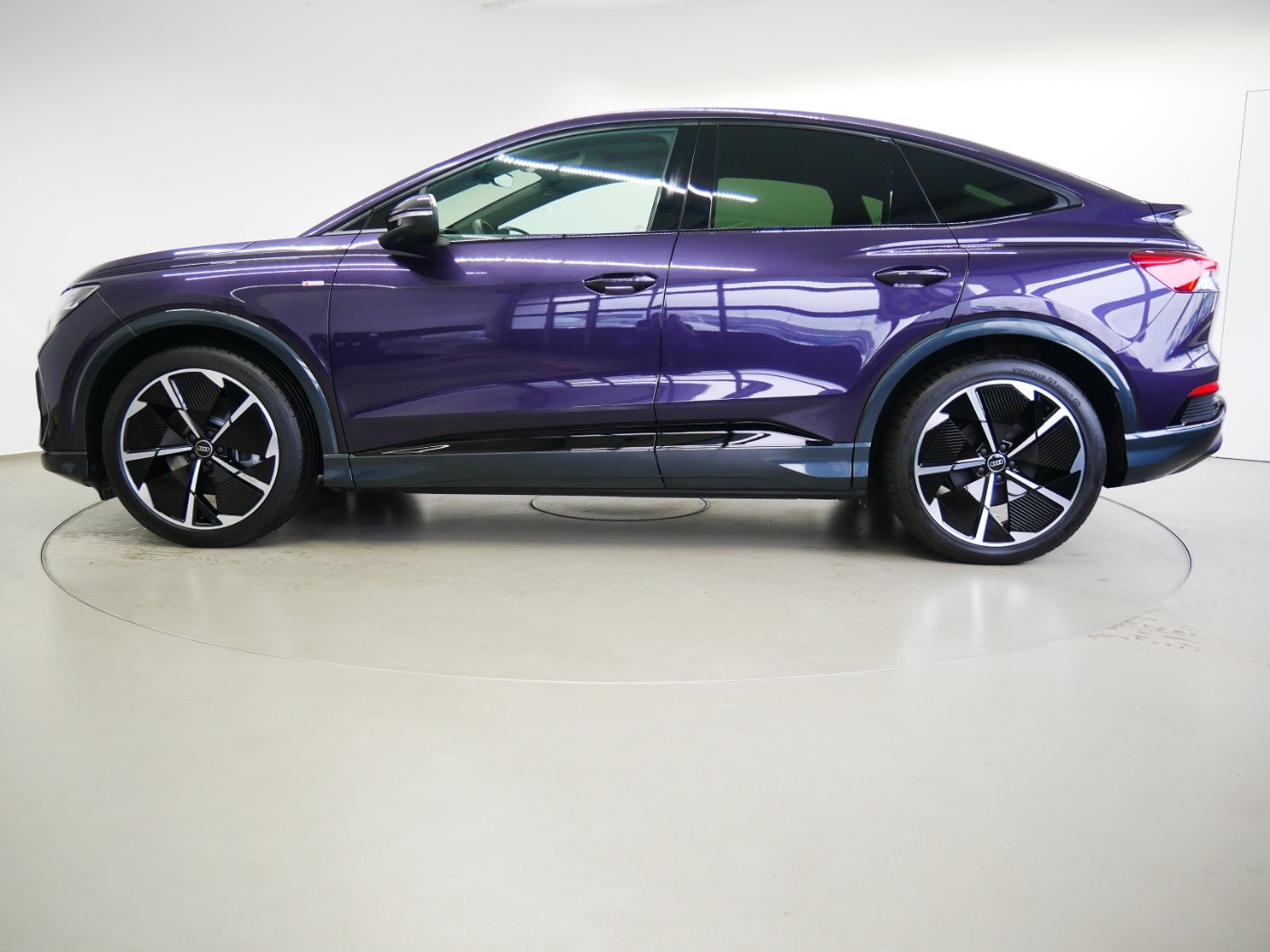 Image about Audi Q4 Sportback e-tron 45 e-tron quattro