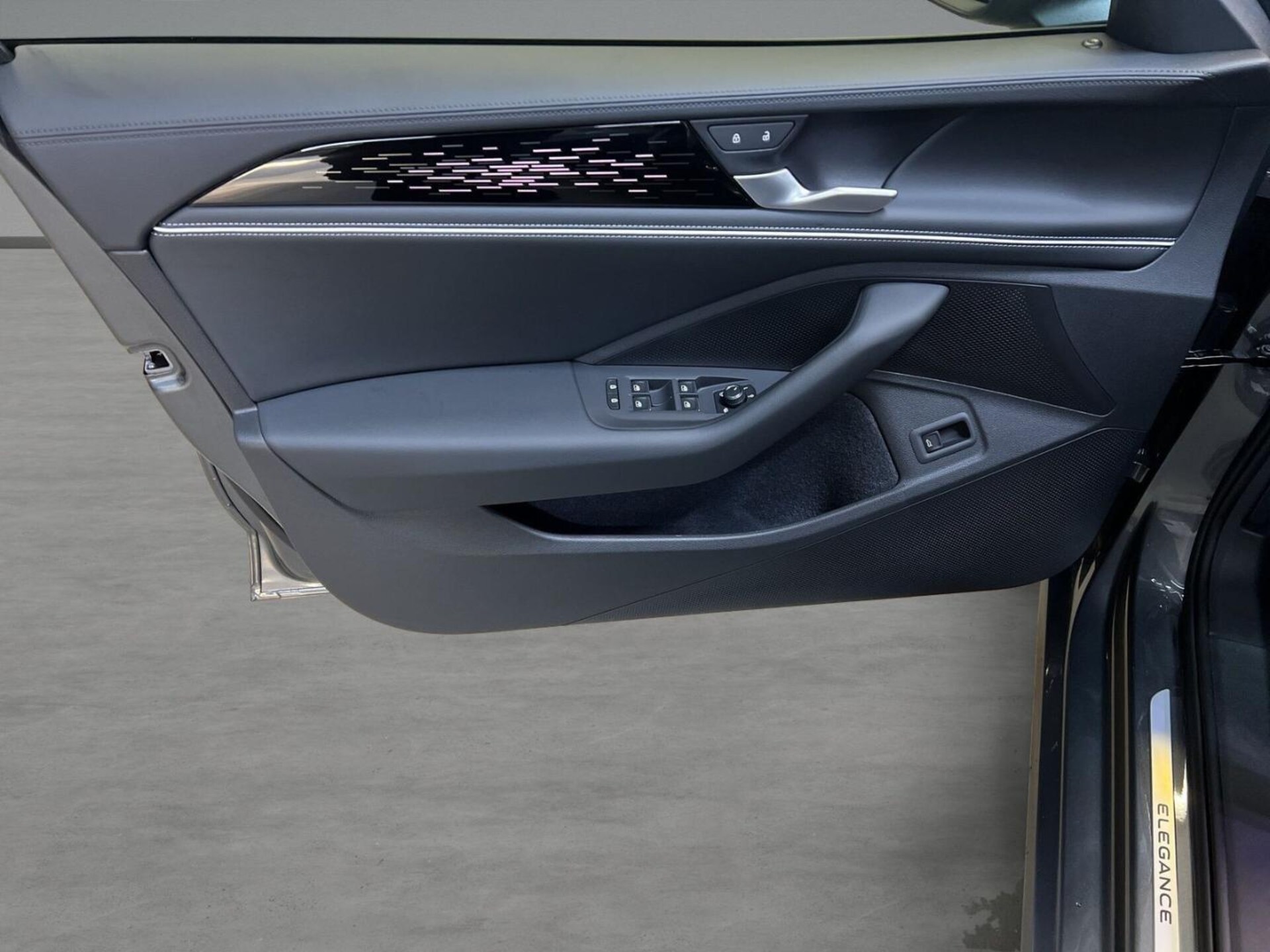 Volkswagen Passat Elegance