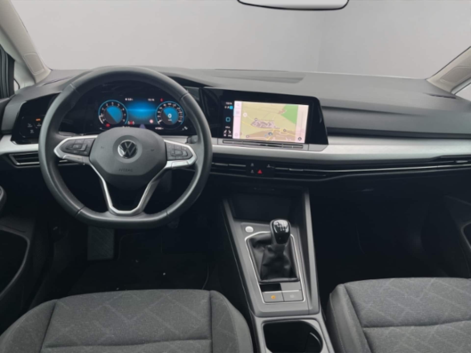 Volkswagen Golf Life