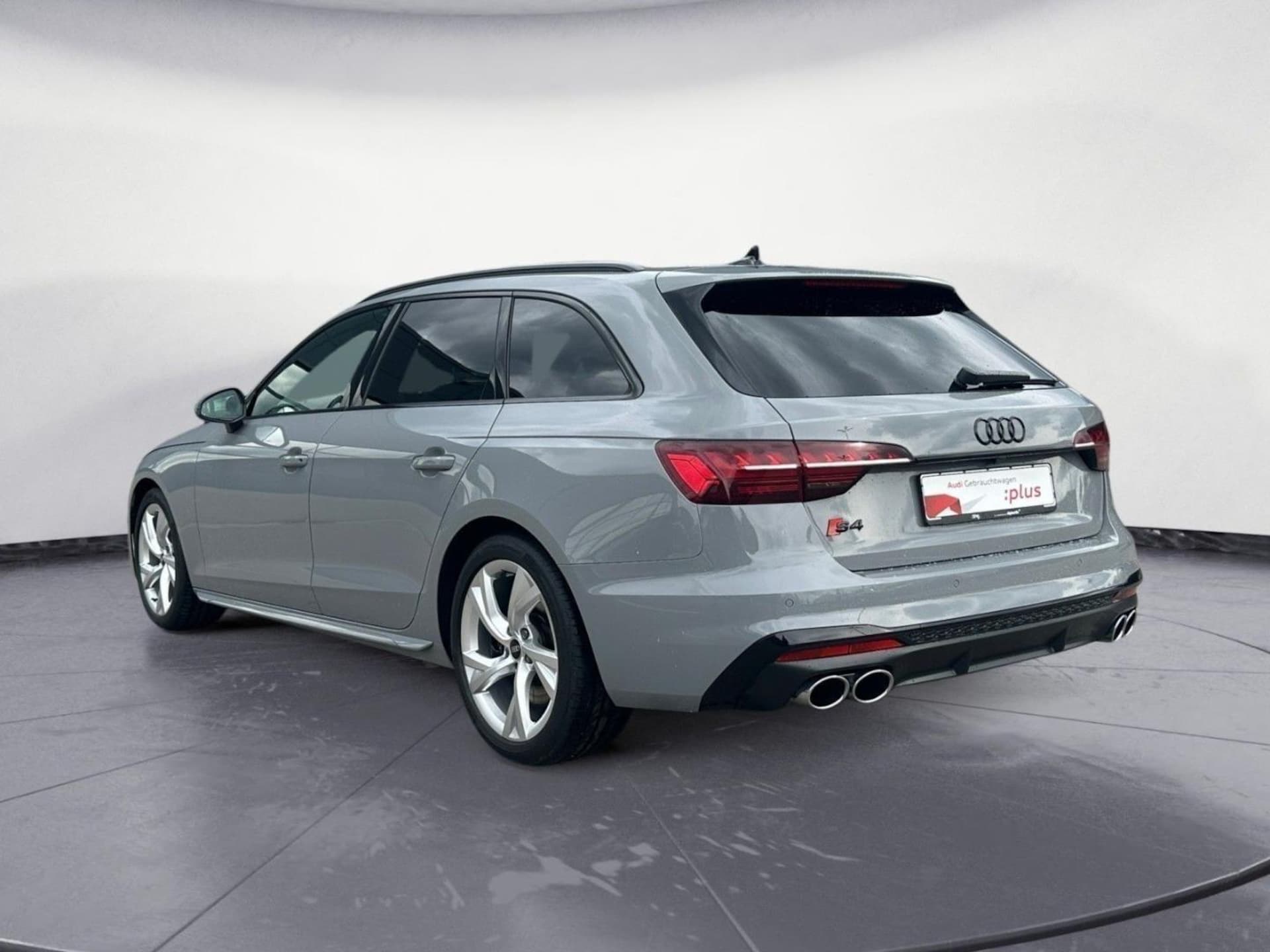 Audi S4 Avant