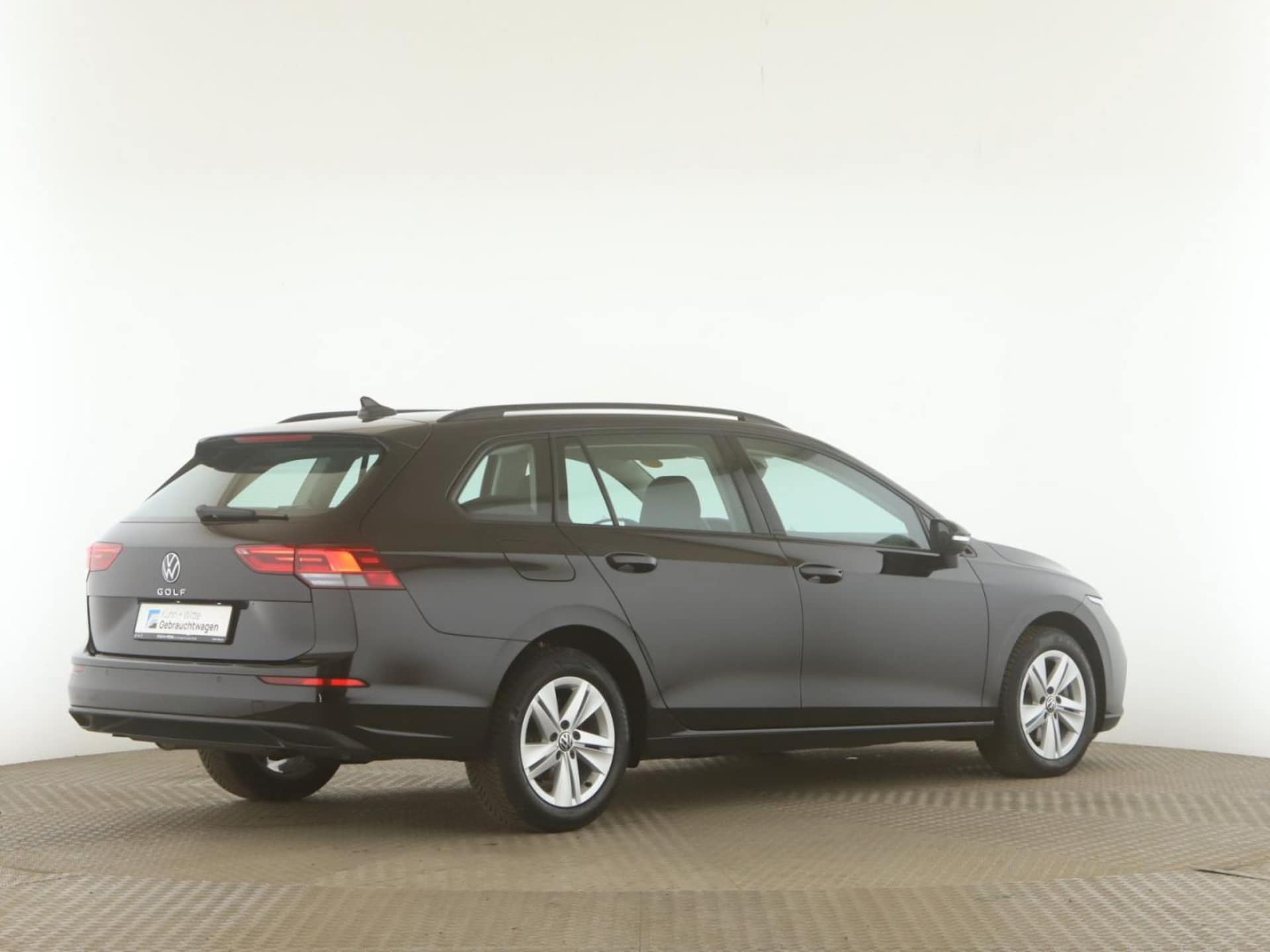 Volkswagen Golf Variant Life