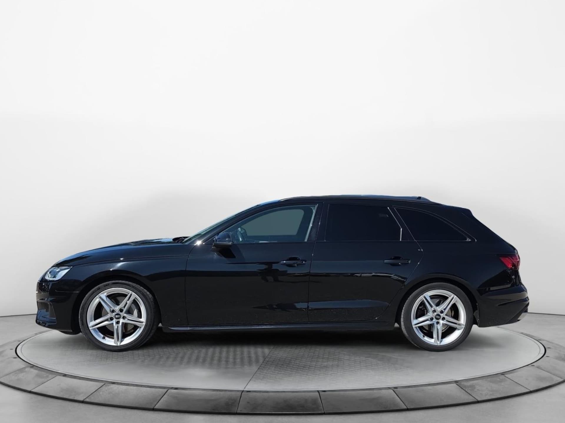 Audi A4 Avant Advanced