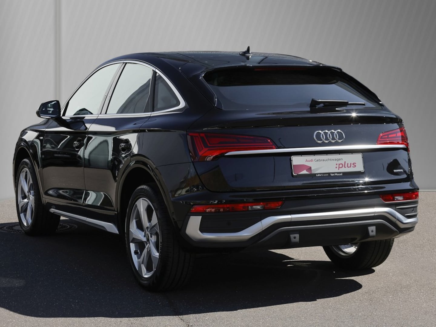 Bild über Audi Q5 Sportback 40 TFSI quattro S tronic - für weitere Informationen kontaktieren Sie den Audi Partner