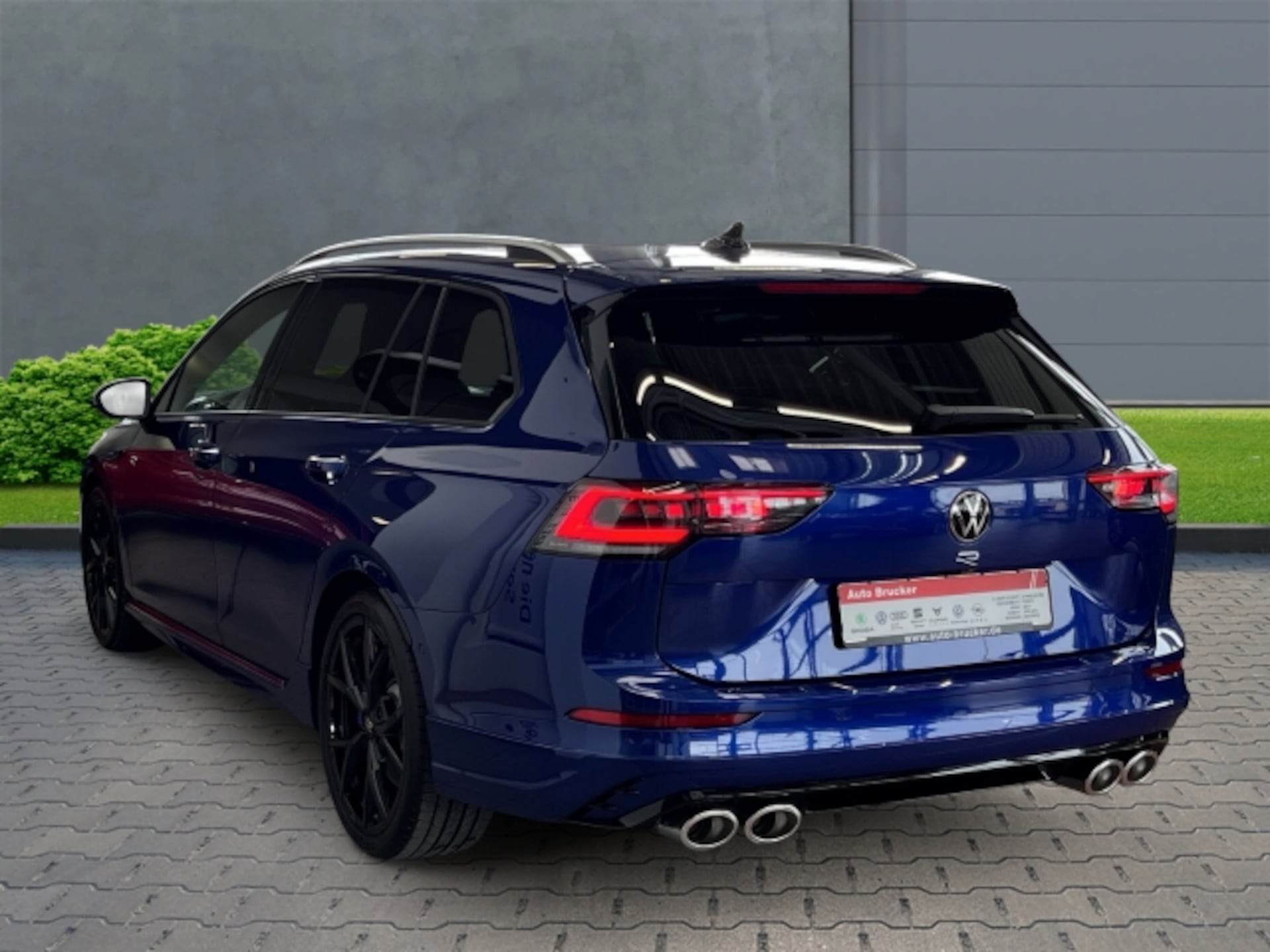 Volkswagen Golf Variant R