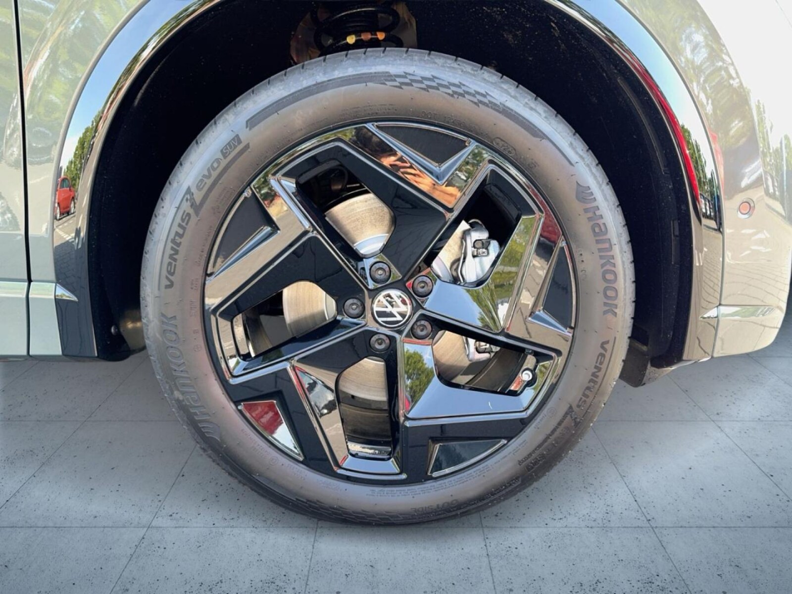 Volkswagen Tiguan – Bild 7