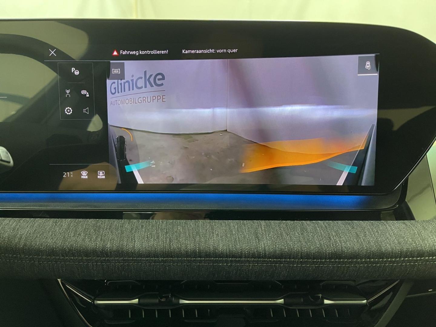 Image about Audi Q6 SUV e-tron e-tron performance