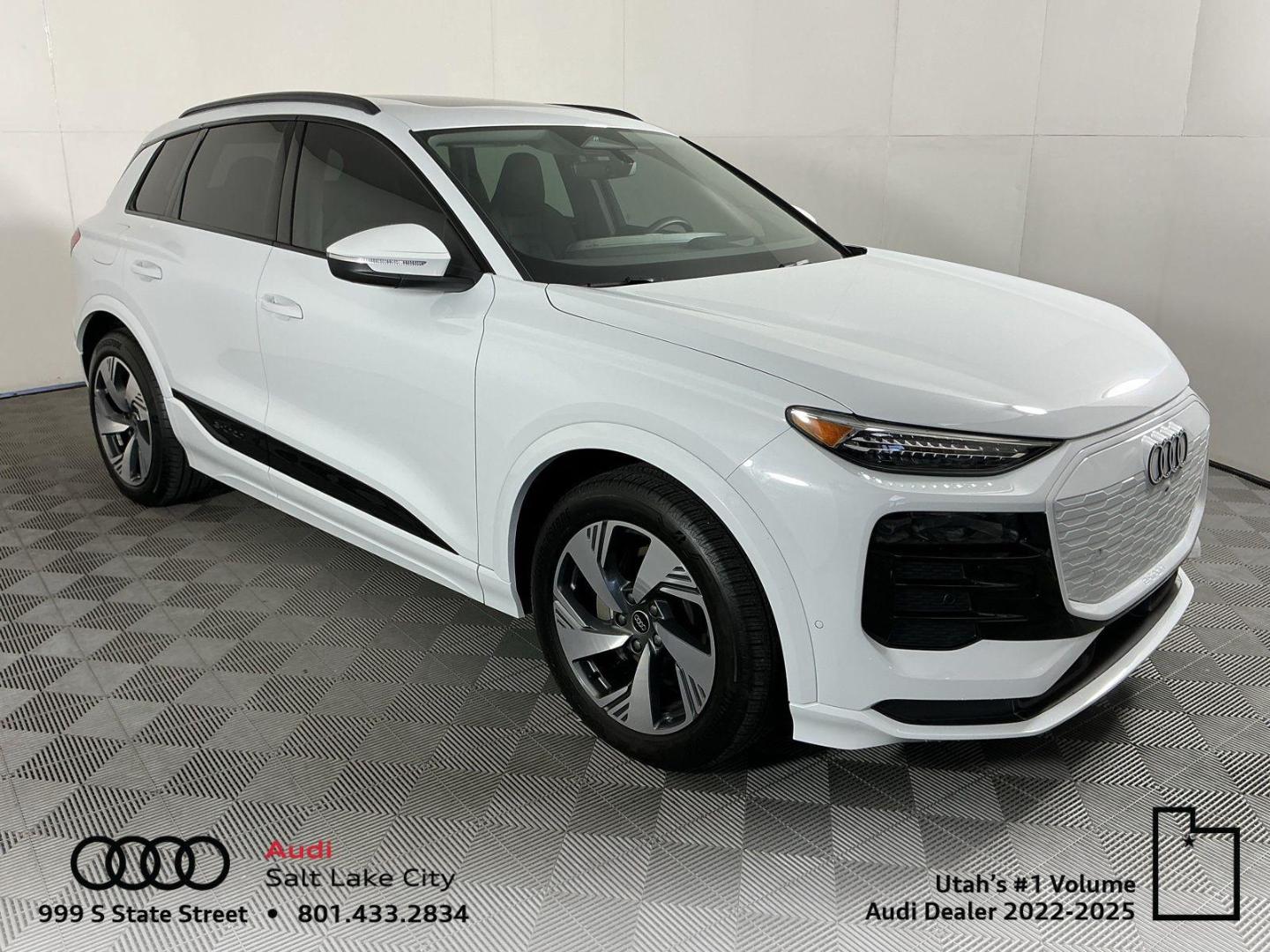 2025 Audi Q6 e-tron Prestige quattro's photo