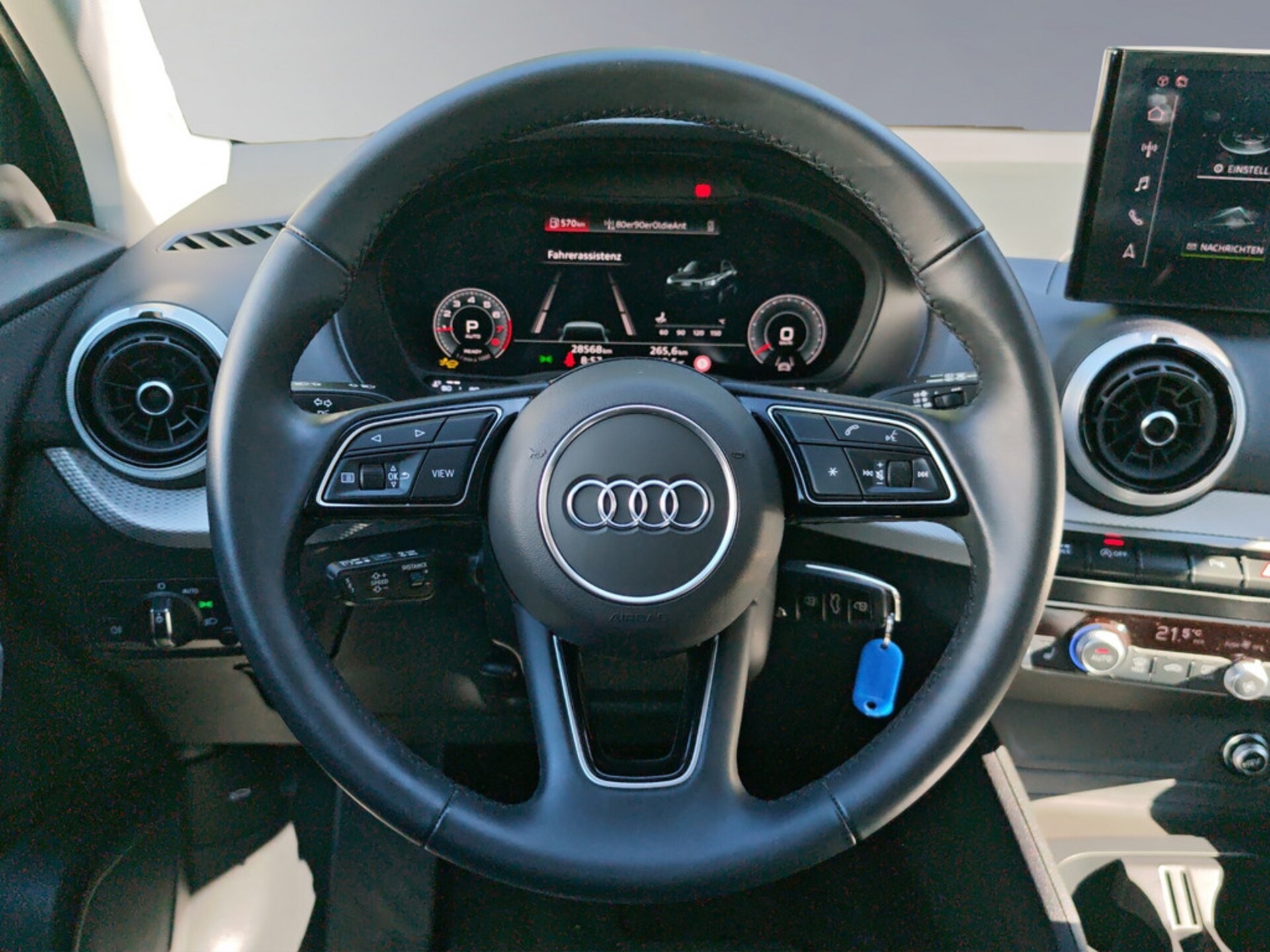 Audi Q2 S line