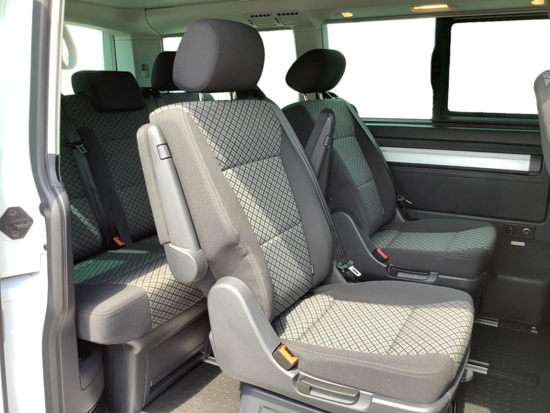 Volkswagen T6.1 California Beach