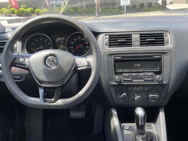 2015 Volkswagen Jetta