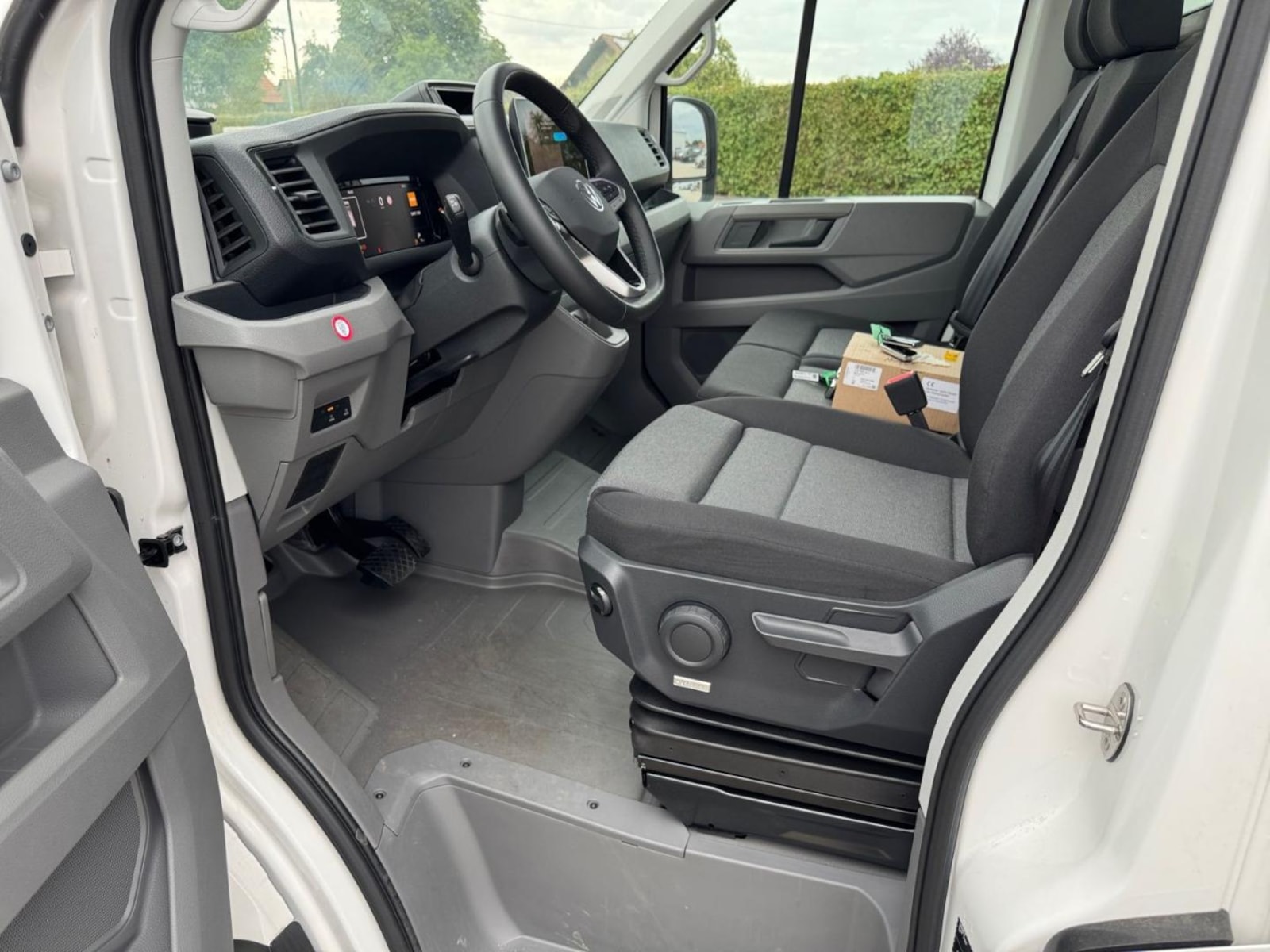Volkswagen Crafter Einzelkabine langer Radstand – Bild 6