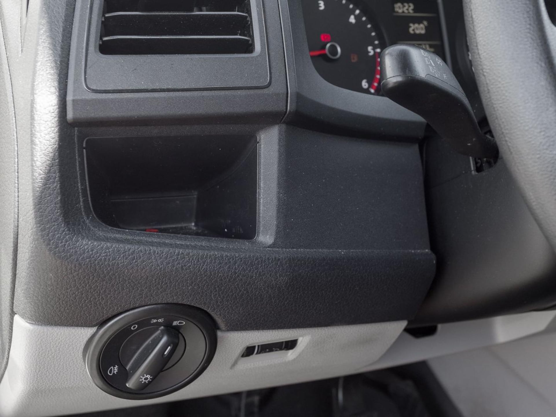 Volkswagen T6 Transporter Kasten kurzer Radstand