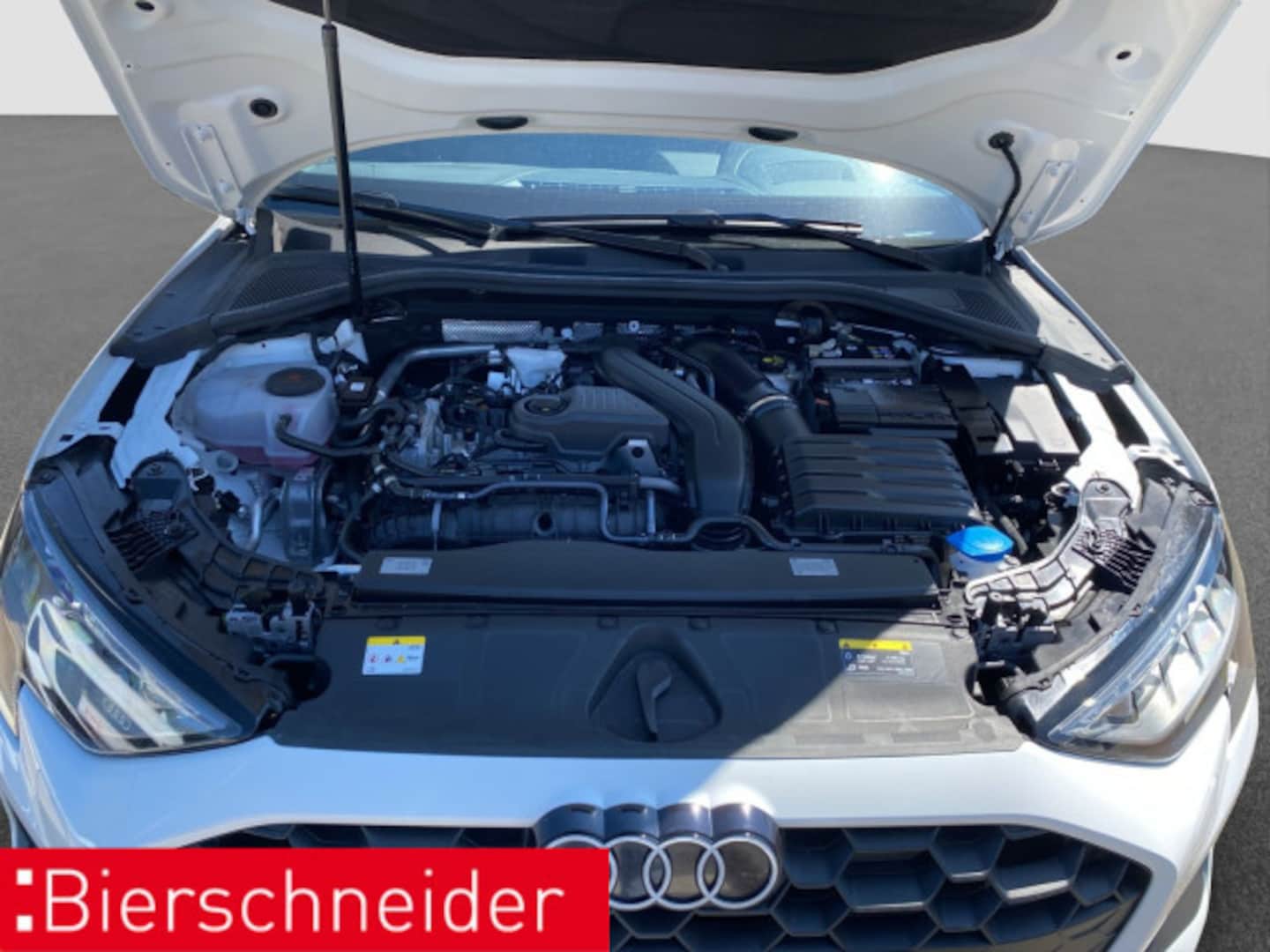 Bild über Audi A3 Sportback 30 TFSI Schaltgetriebe - für weitere Informationen kontaktieren Sie den Audi Partner