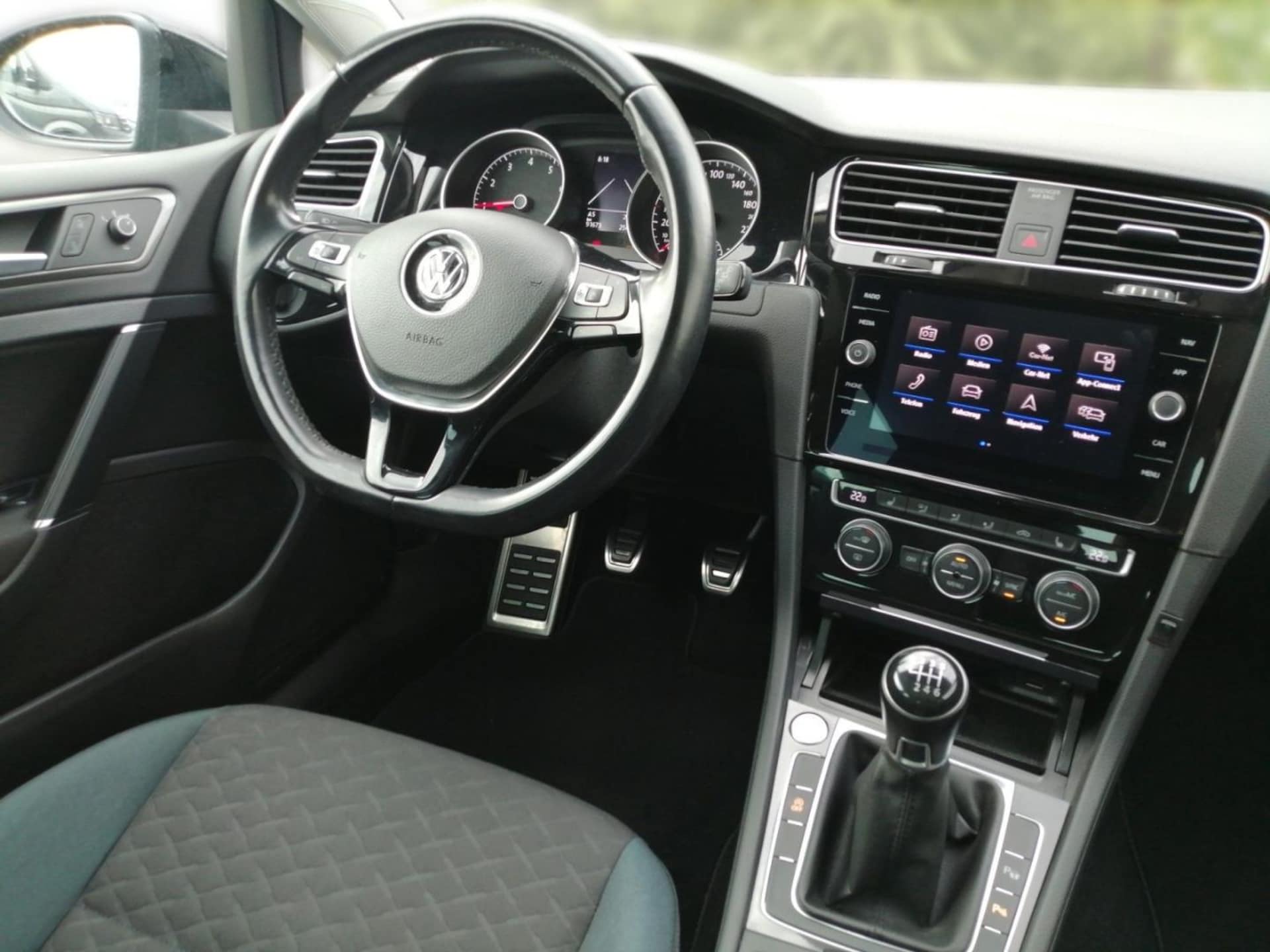Volkswagen Golf IQ.DRIVE