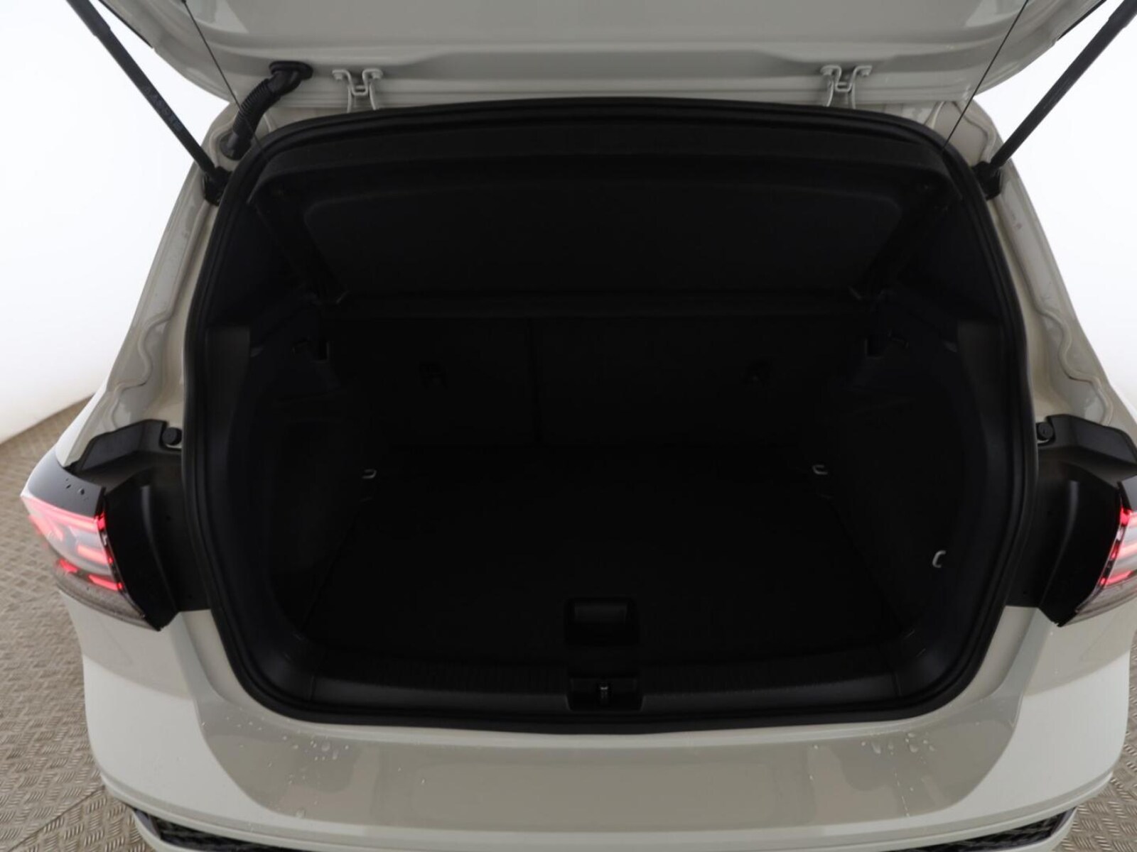 Volkswagen T-Cross – Bild 10