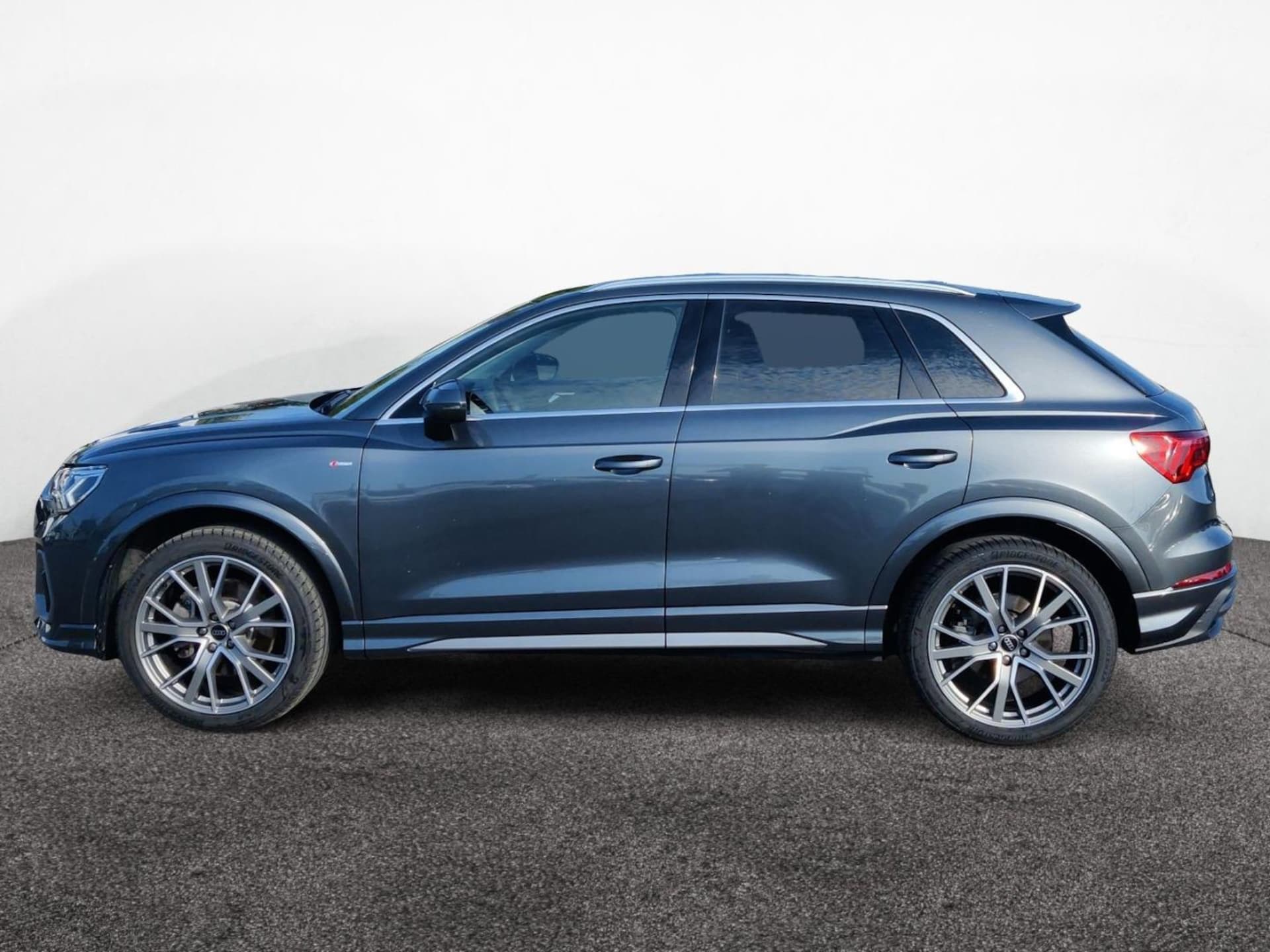 Audi Q3 SUV S line
