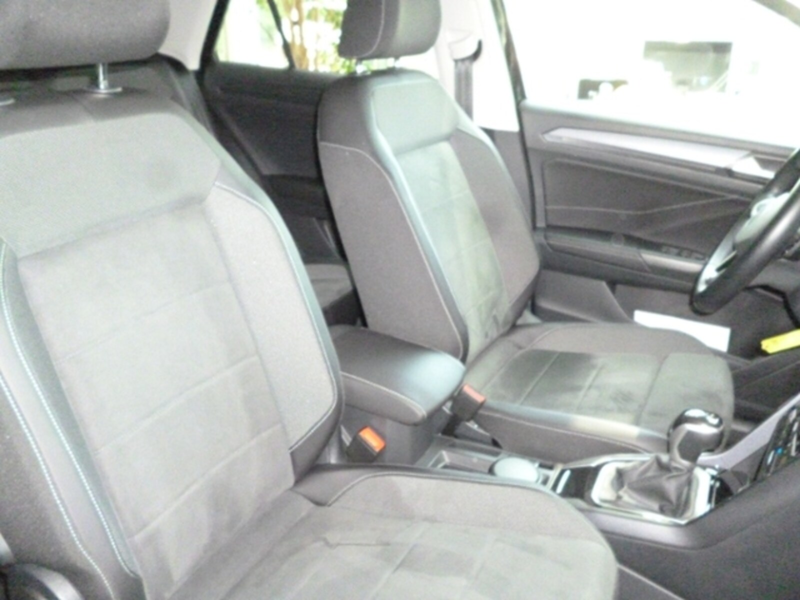 Volkswagen T-Roc – Bild 12