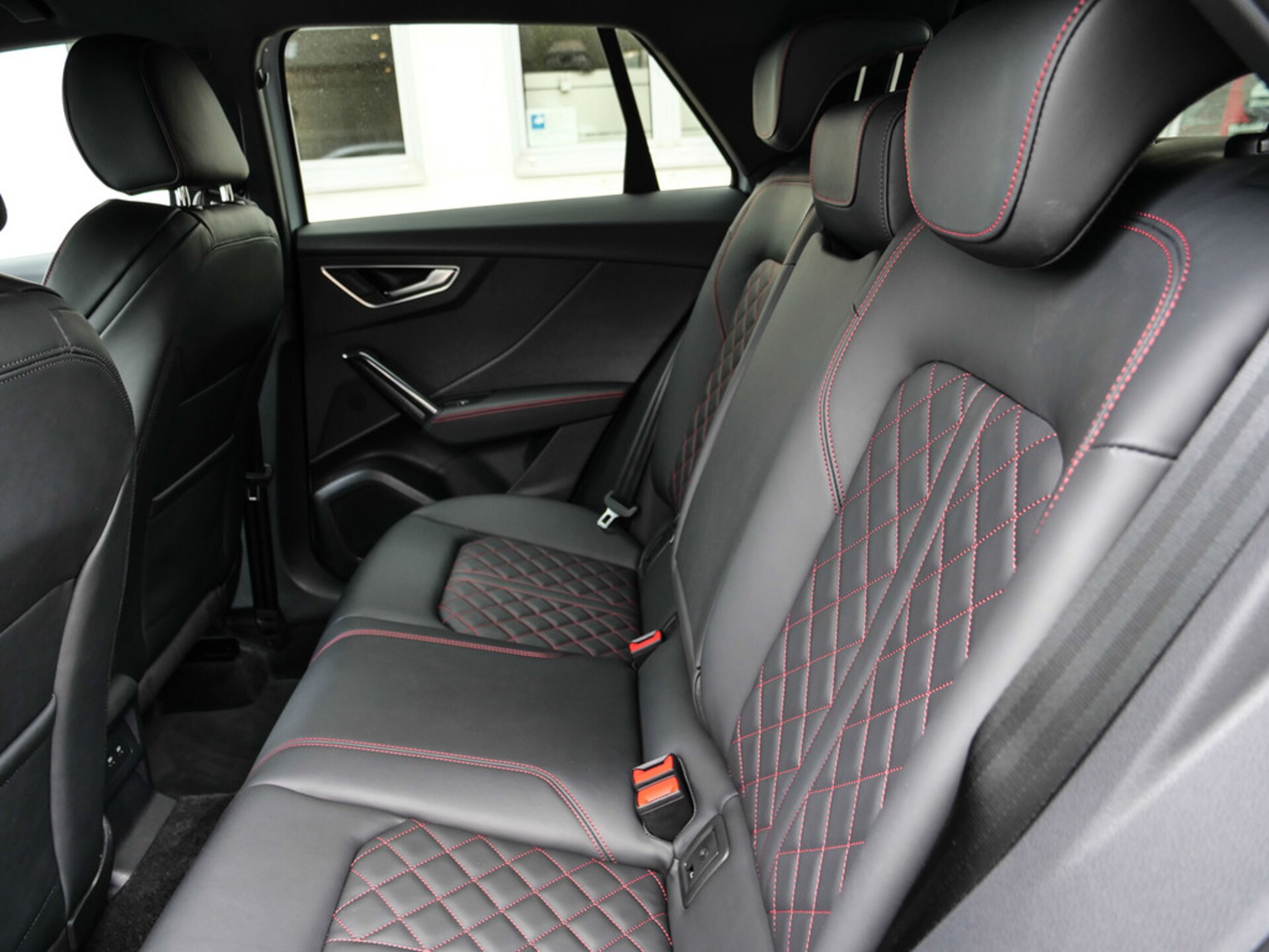 Audi Q2 S line