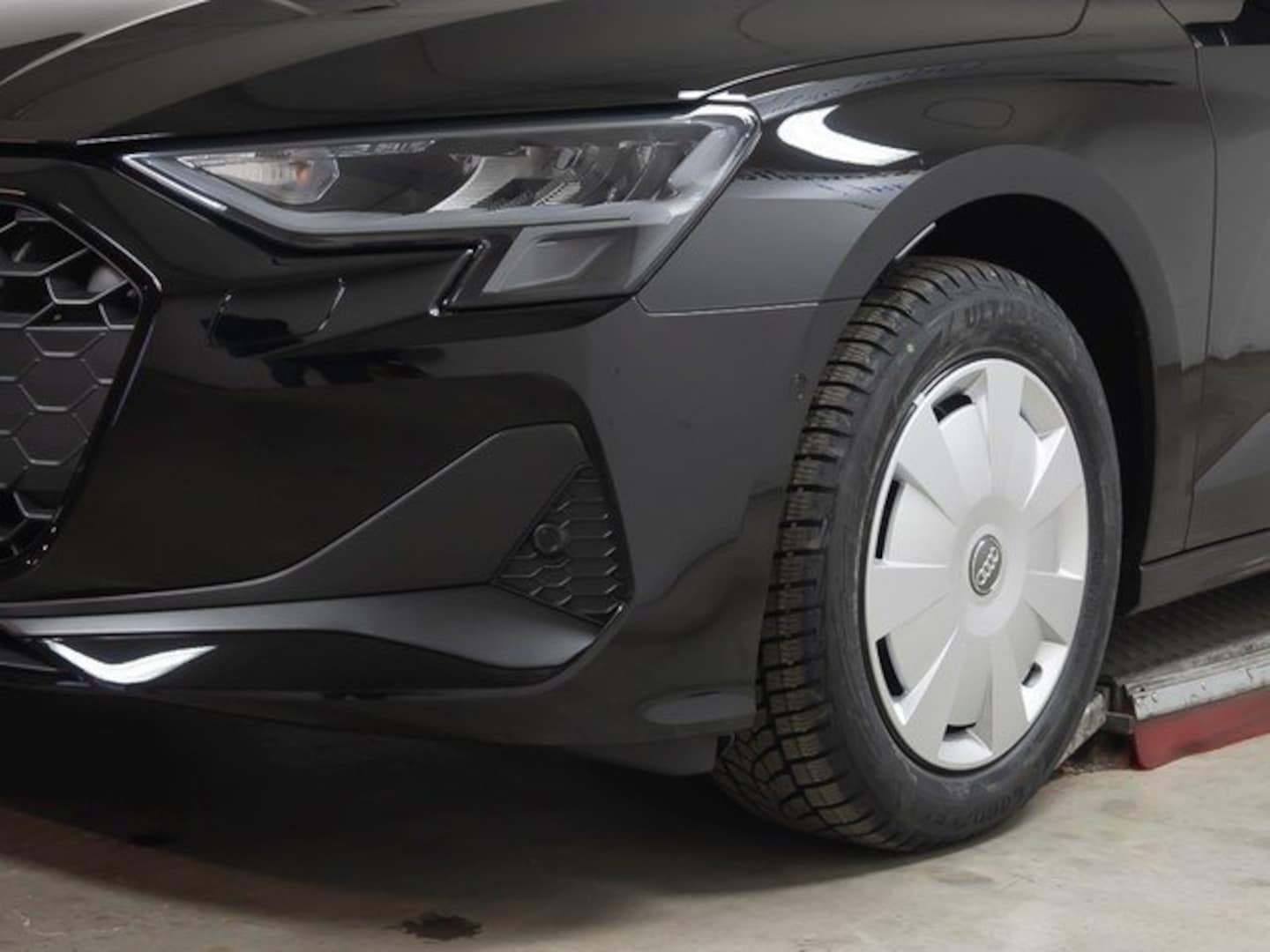 Bild über Audi A3 Sportback 30 TFSI S tronic - für weitere Informationen kontaktieren Sie den Audi Partner