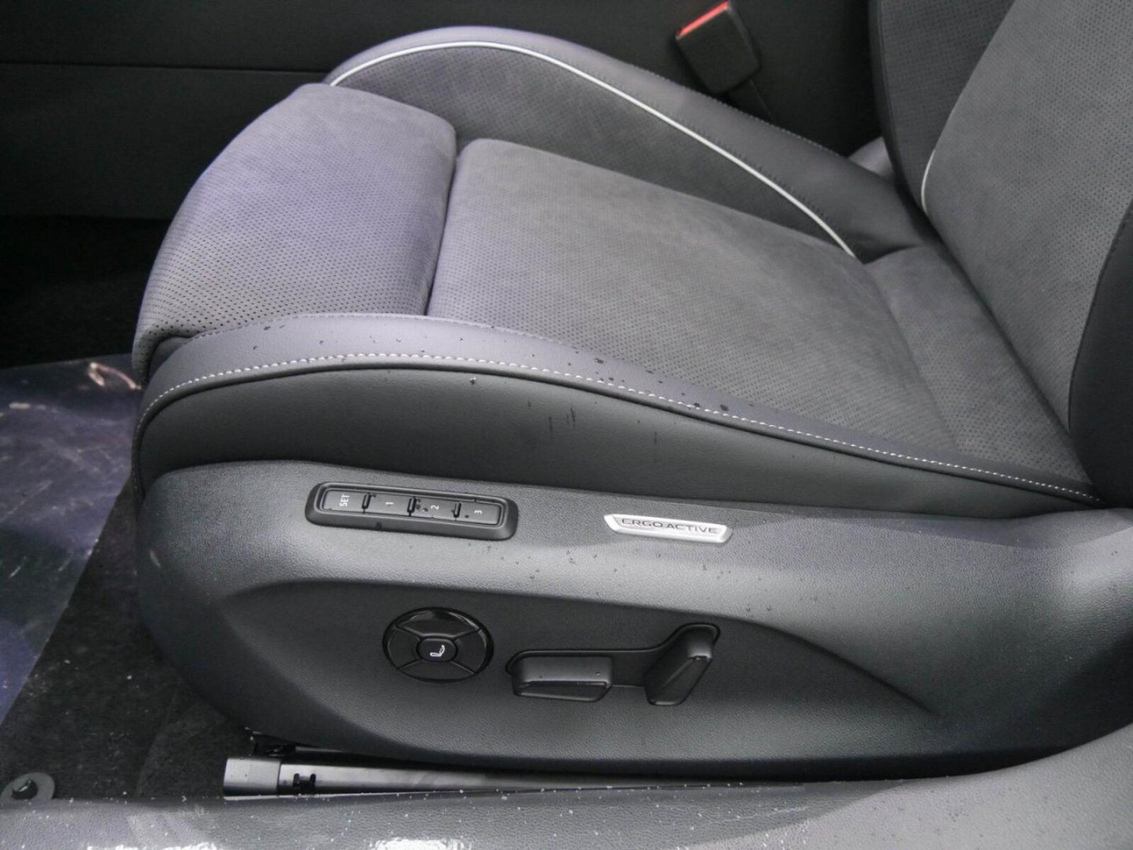 Volkswagen Passat – Bild 12